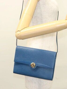 LOUIS VUITTON Epi Pochette Arche Shoulder Bag Blue M52575 LV Auth KD396